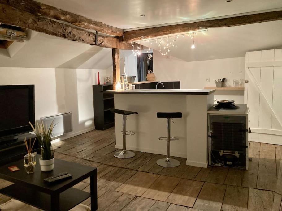 Vila Les Fayes House Isle Exteriér fotografie